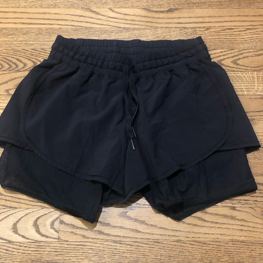 Lululemon Hot To Street Shorts Black